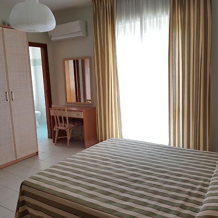 Hotel Jollino Pineto Dış mekan fotoğraf